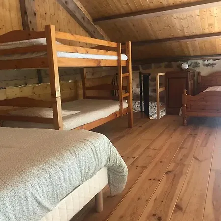 Dom wakacyjny Maison Confortable Avec Jardin A Borne 80 M²