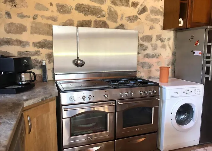 Maison Confortable Avec Jardin A Borne 80 M² Boree