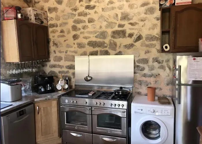 Maison Confortable Avec Jardin A Borne 80 M² Boree